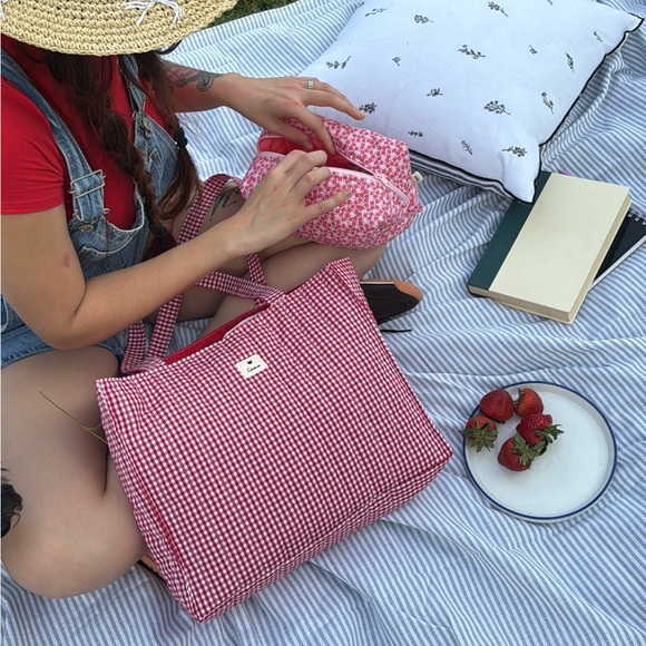 Boxy Carry All Bag- Red Gingham - Picture 4 of 5